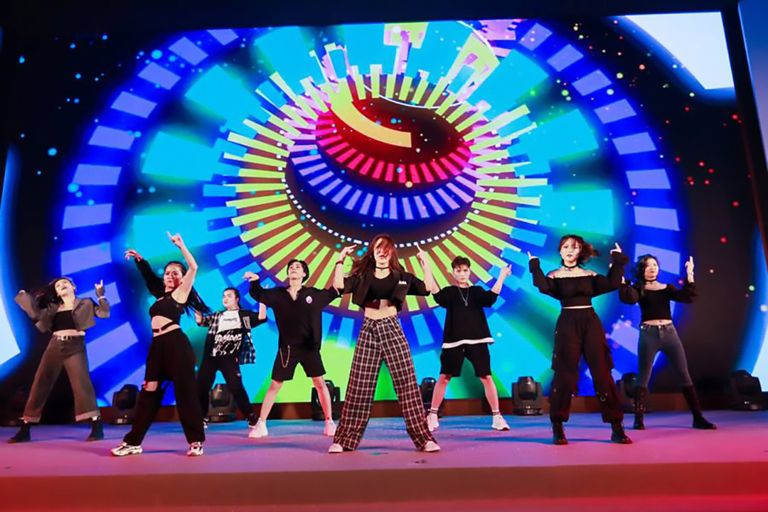 年會(huì)開場(chǎng)舞表演